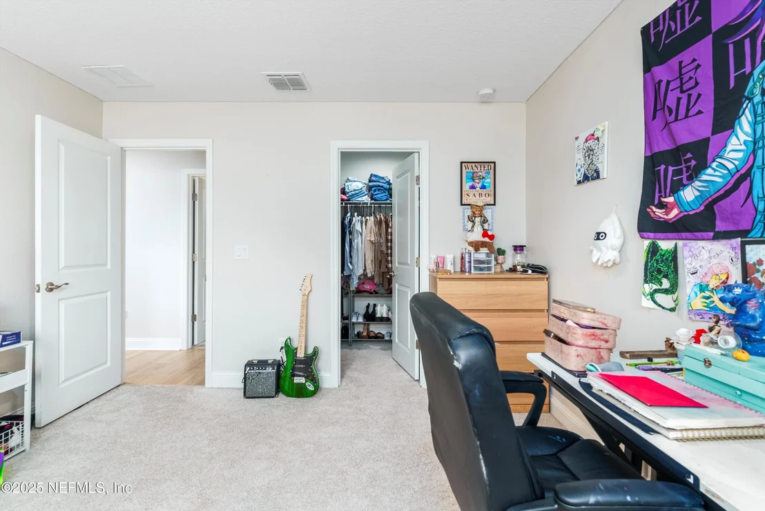 Photo of 231 SILKGRASS Place