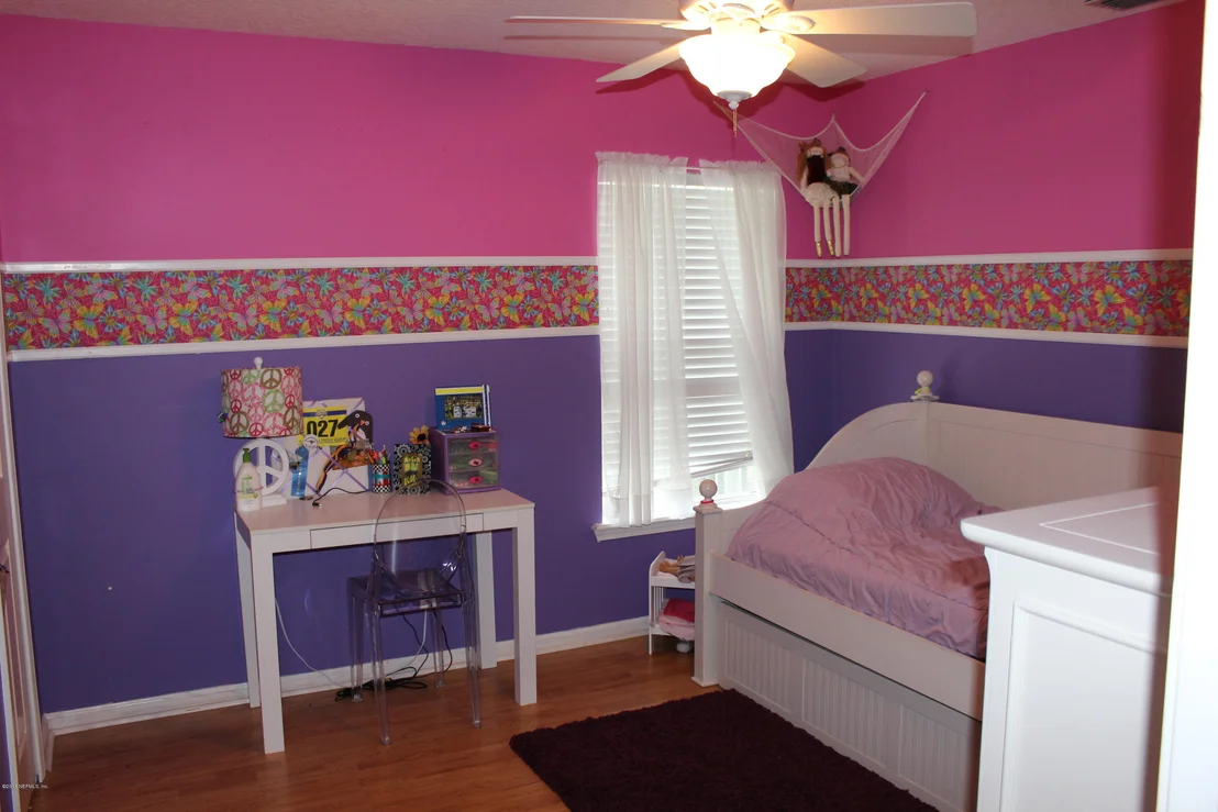 Photo of 408 CRESCENT POND