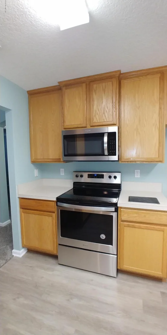 Photo of 709 SKIPPING STONE Way
