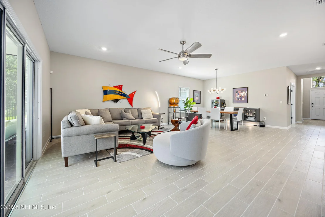 Photo of 75837 PONDSIDE Lane