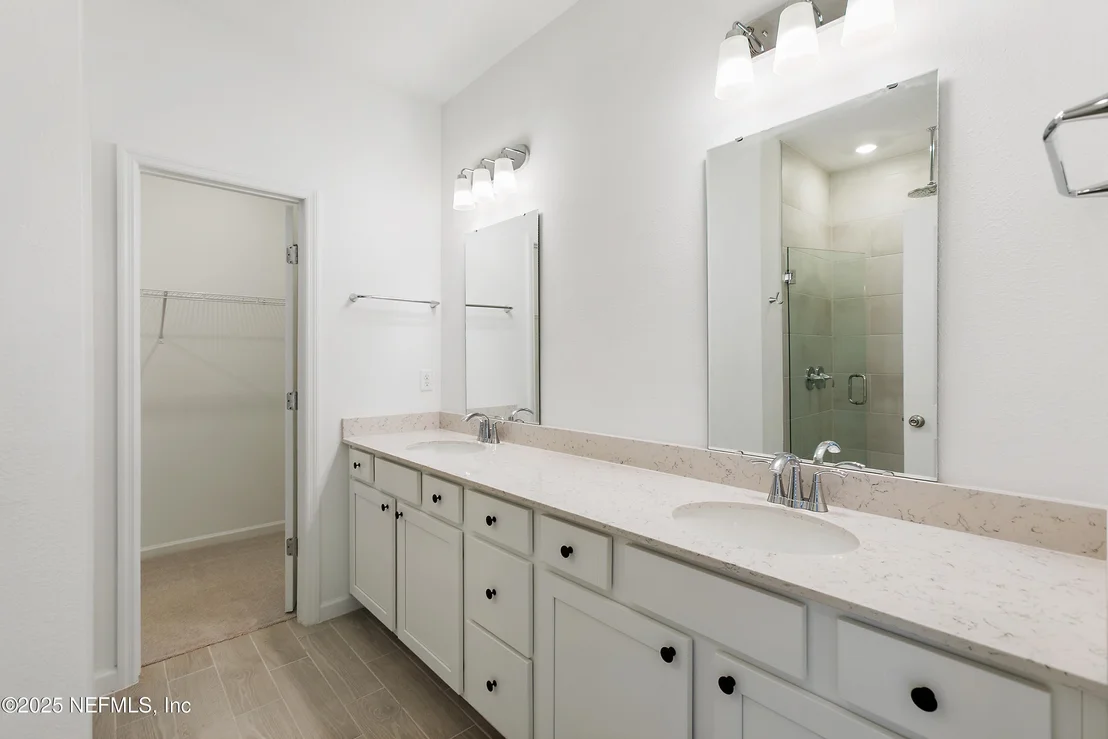 Photo of 75045 PONDSIDE Lane