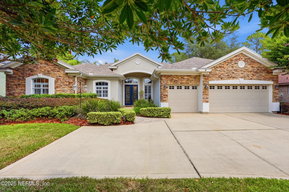 Photo of 828 RILEY Lane