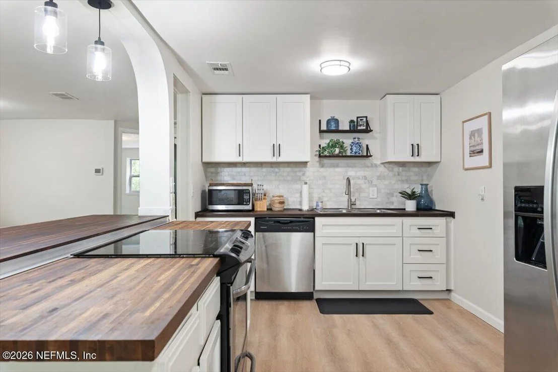 Photo of 7634 BENTWILLOW Drive