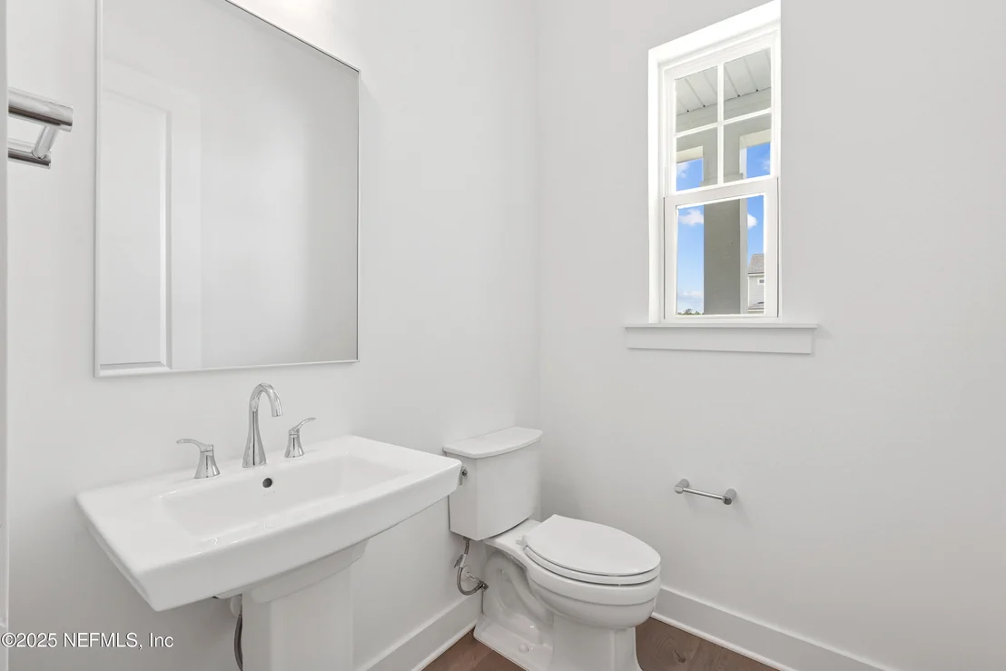 Photo of 264 HILLENDALE Circle