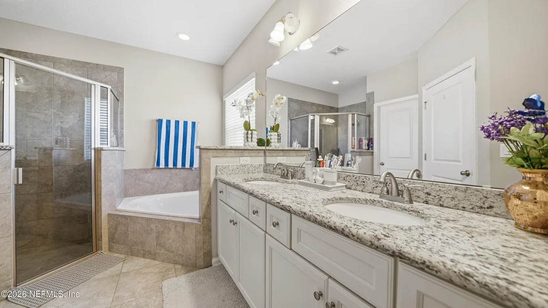 Photo of 3938 HAMMOCK BLUFF Drive