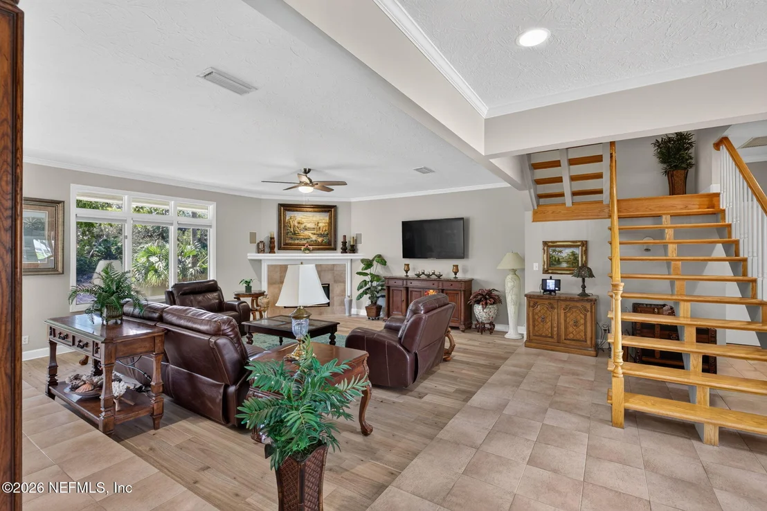 Photo of 2206 LAUGHING GULL Circle