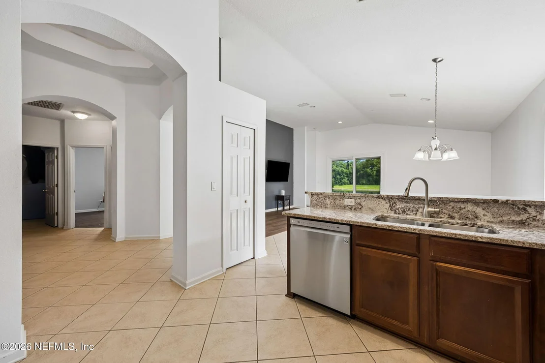Photo of 5907 WIND CAVE Lane