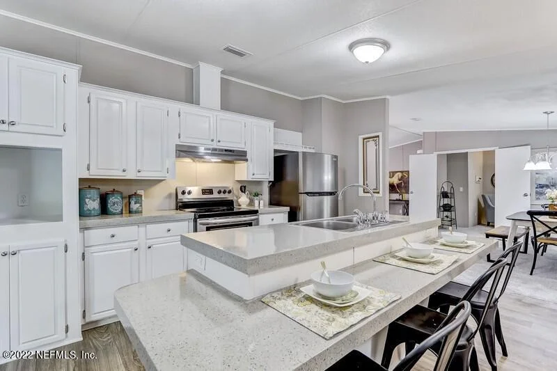 Photo of 13401 GROVER Road