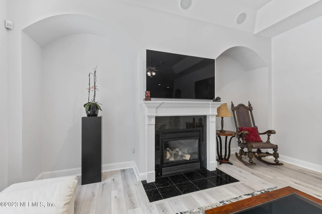 Photo of 1656 DOVER HILL Drive