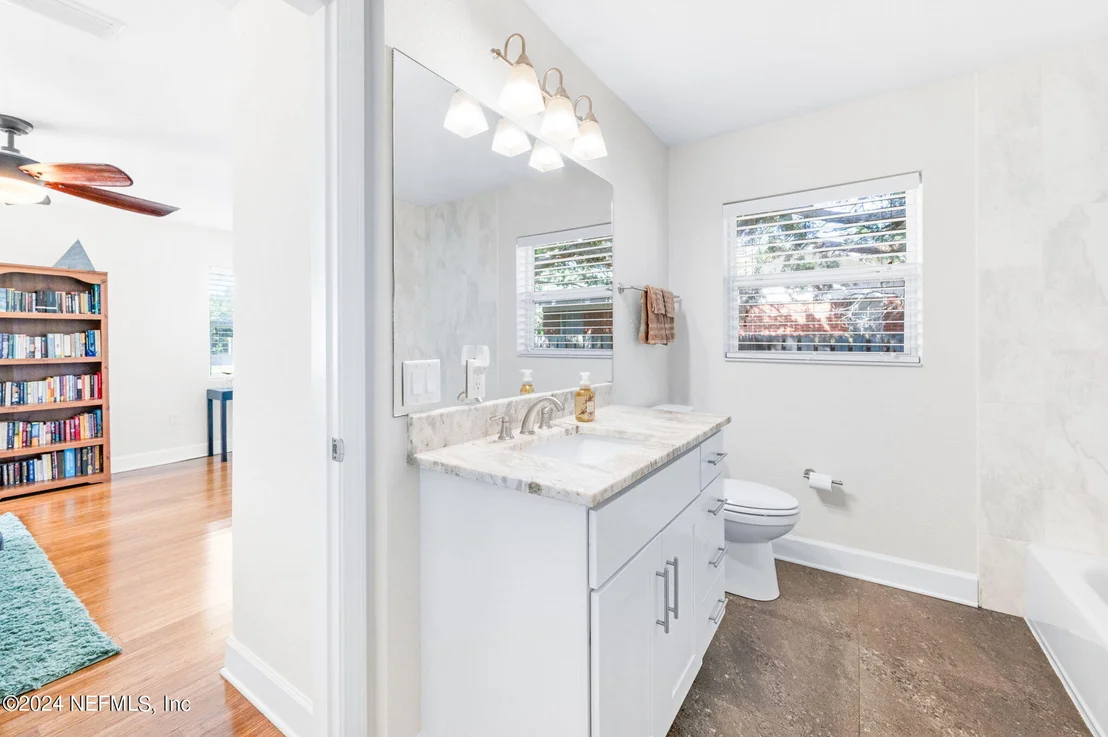 Photo of 6 OGLETHORPE Boulevard