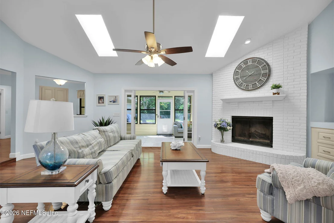 Photo of 1076 MAINSAIL Lane