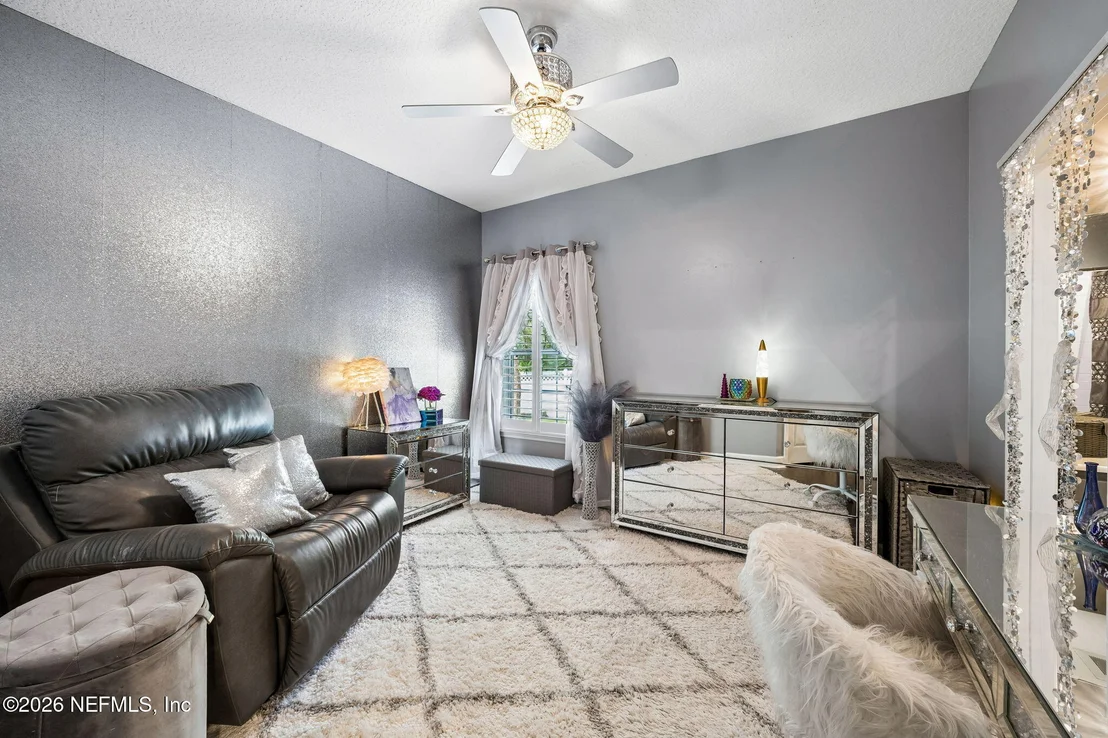 Photo of 276 ELLSWORTH Circle