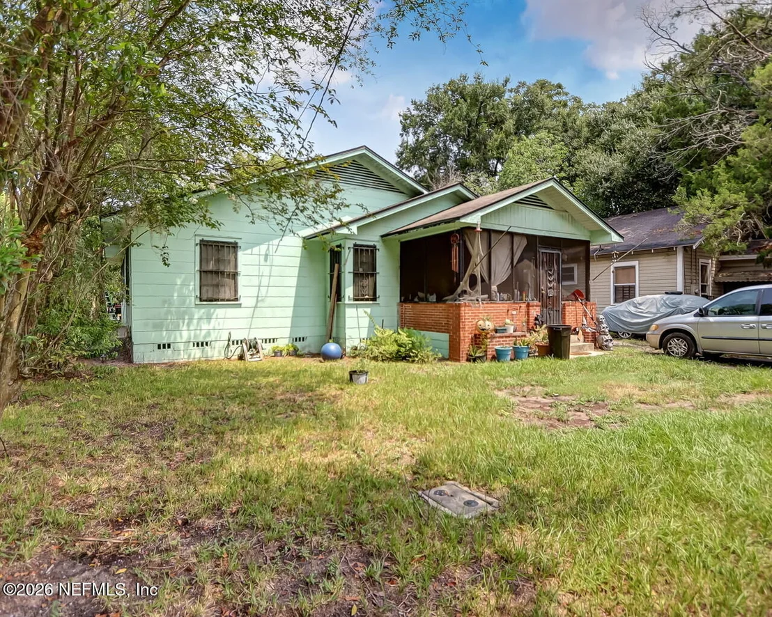 Photo of 947 MAYNARD Street