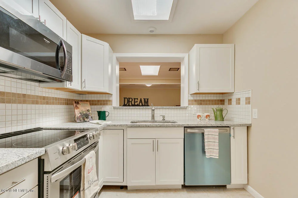 Photo of 2053 RONALD Lane