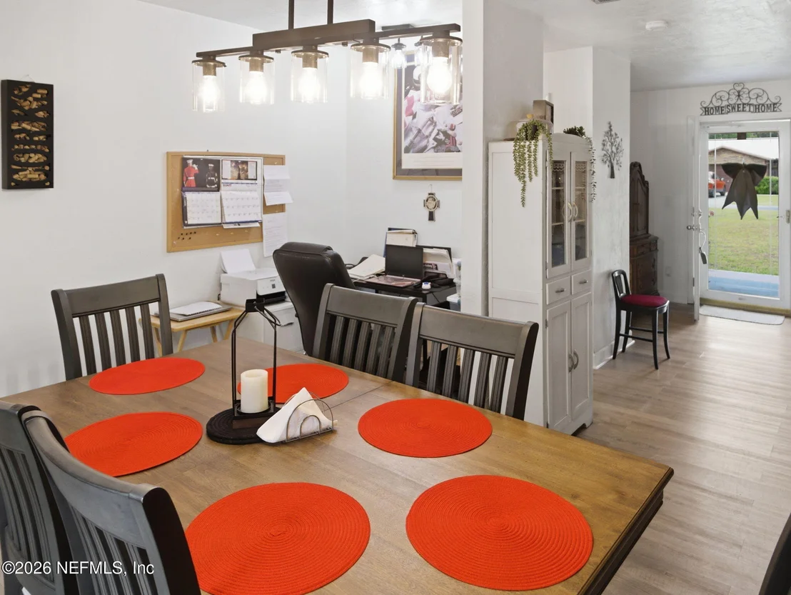 Photo of 334 7TH Way