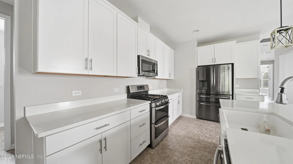 Photo of 1937 AMBERLY Drive