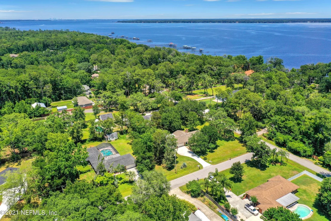 Photo of 141 HOLLYWOOD FOREST Drive