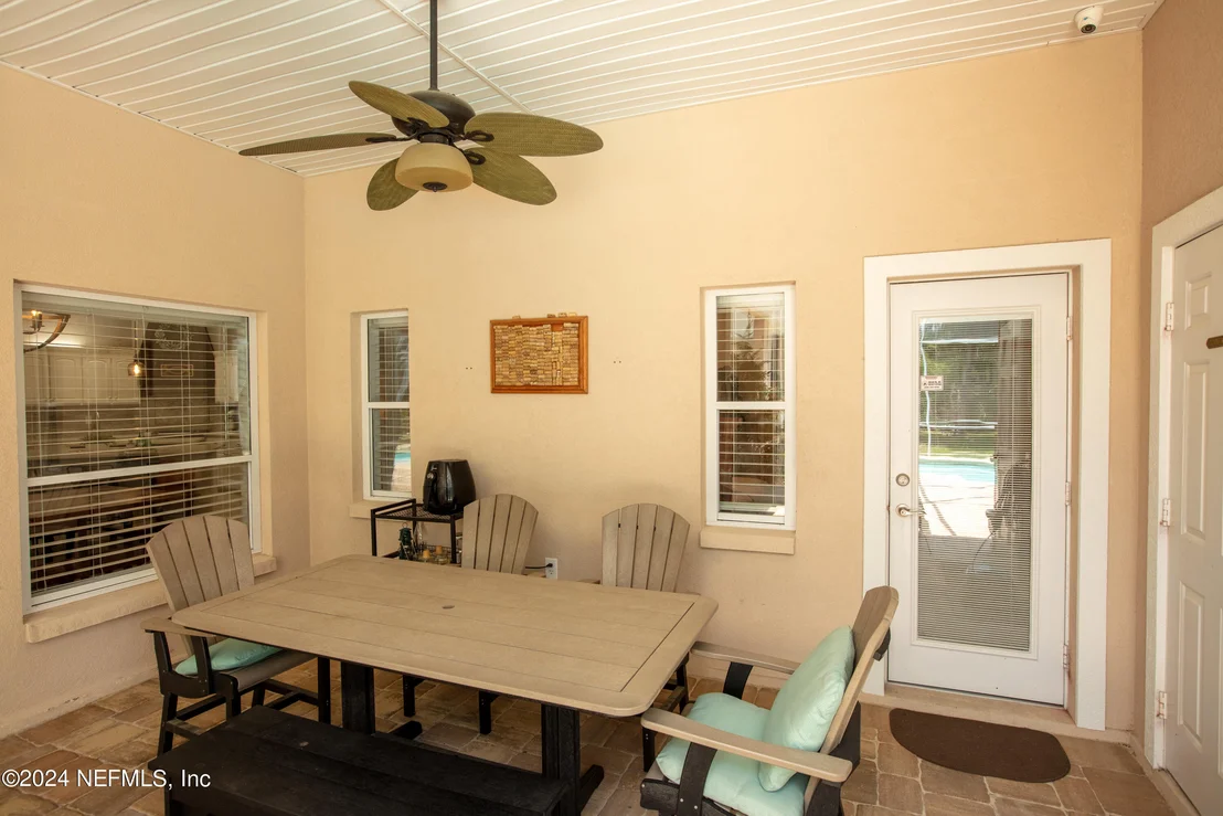 Photo of 4542 SE 3RD Place