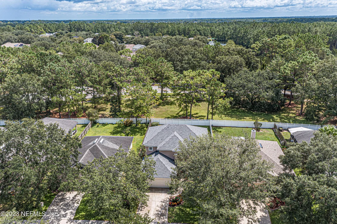Photo of 1047 MOOSEHEAD Drive