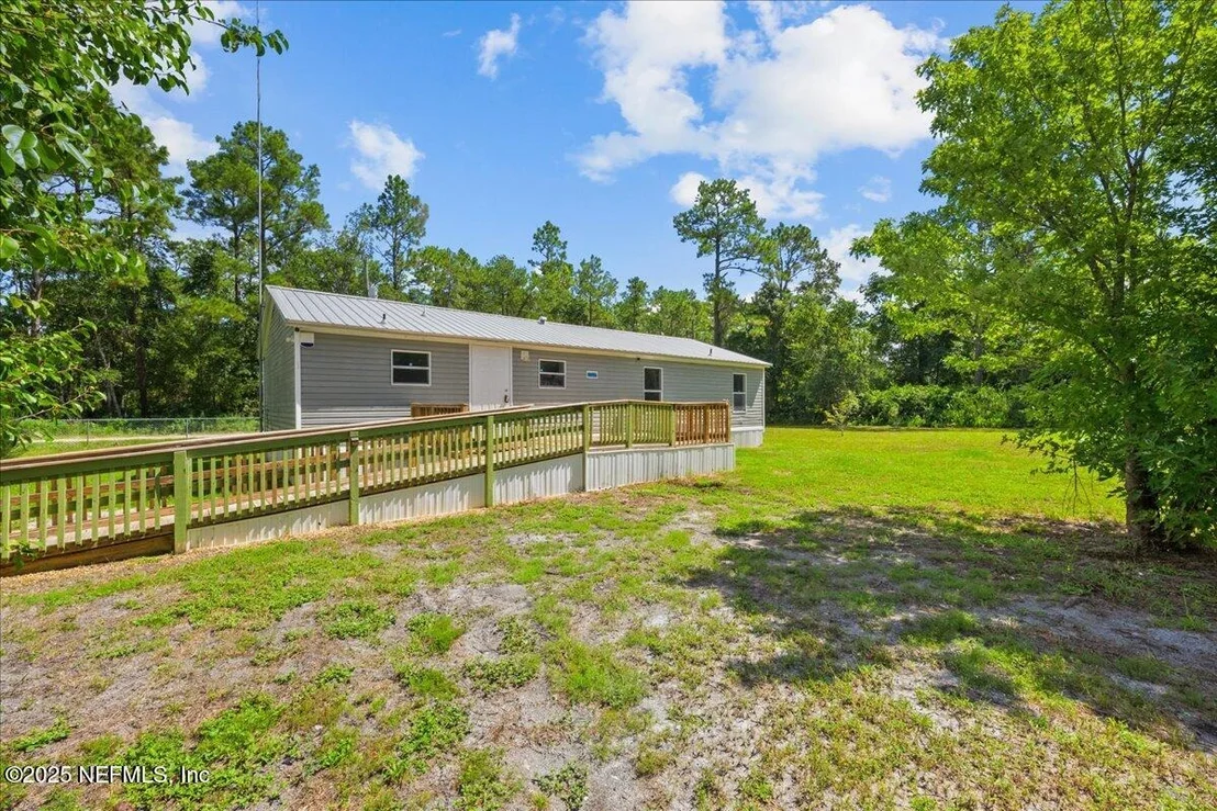 Photo of 713 HICKORY NUT Trail