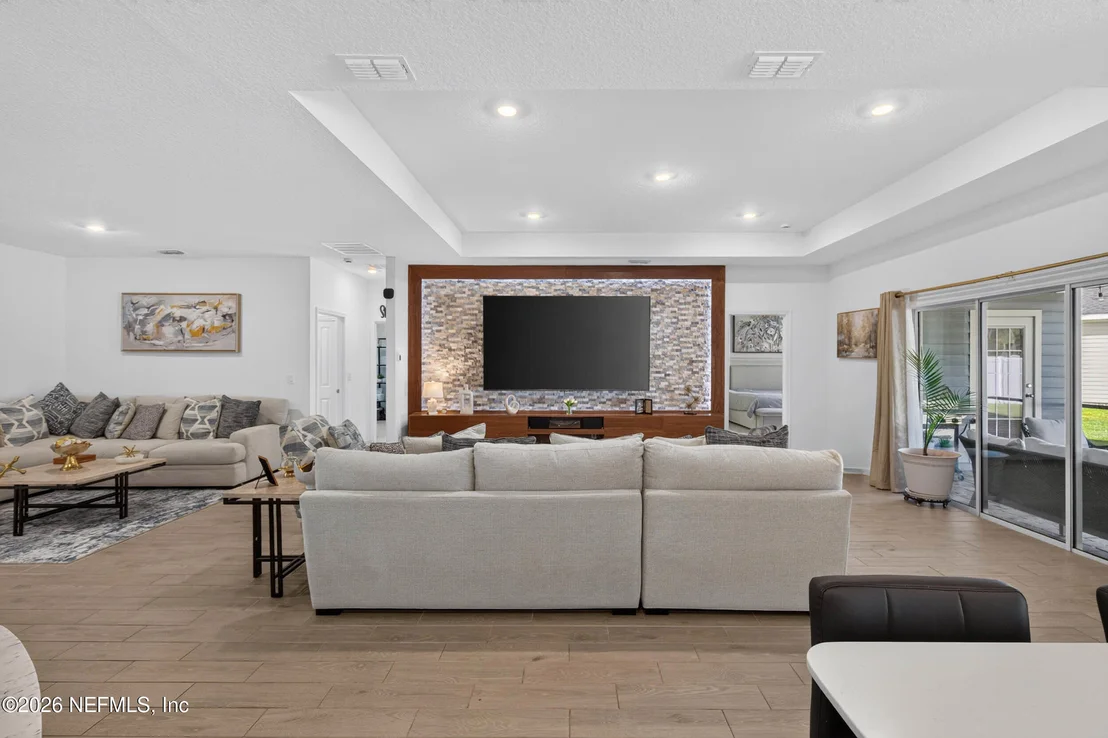Photo of 1532 LACHLAN Circle
