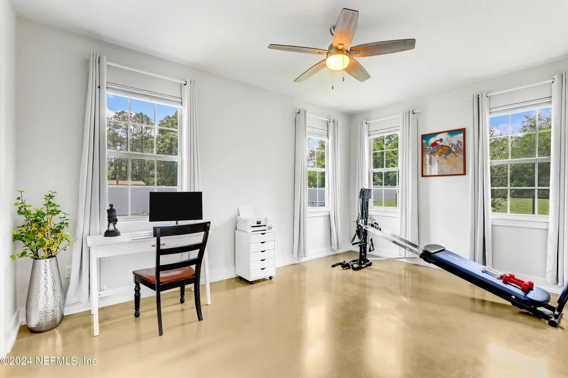 Photo of 540685 LEM TURNER Road