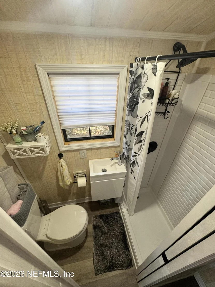 Photo of 113 STOCK Avenue