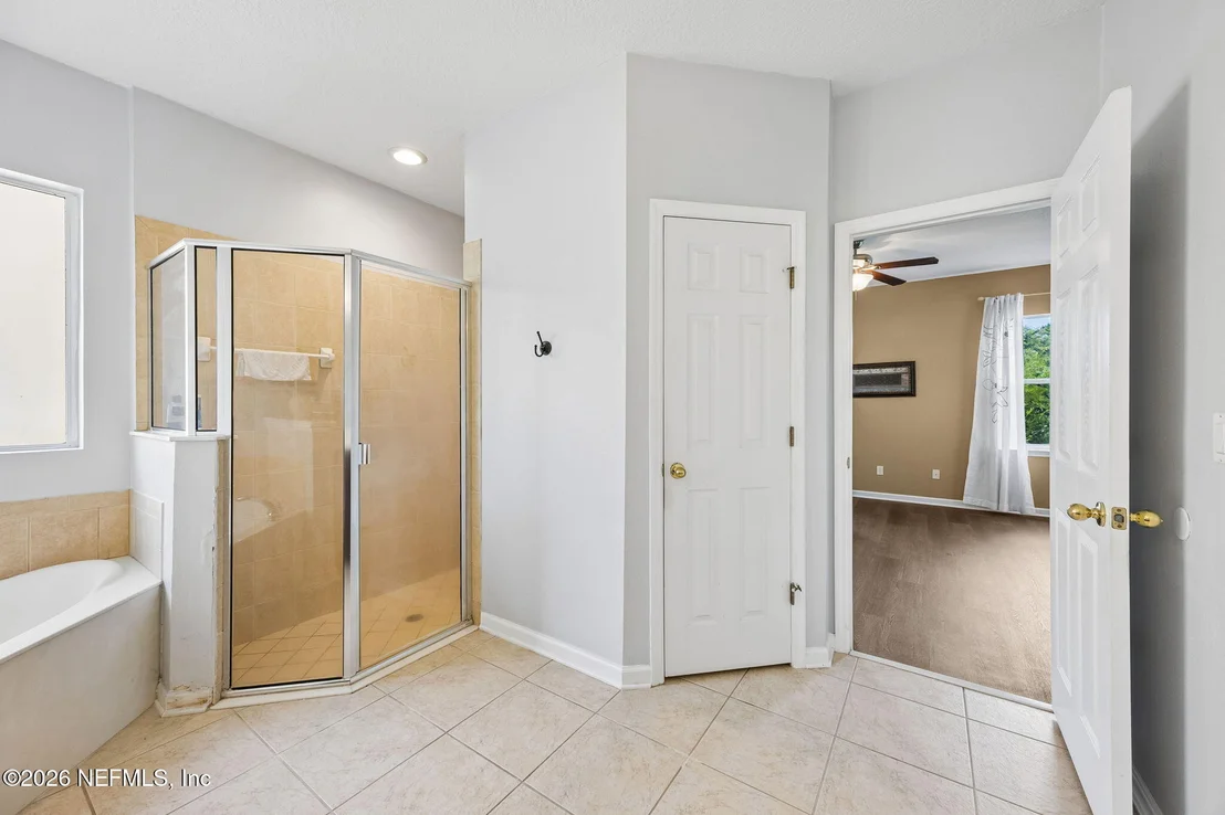 Photo of 5907 WIND CAVE Lane