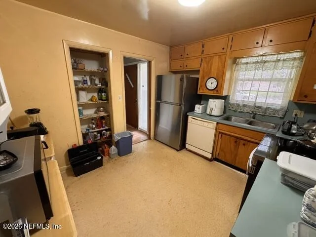 Photo of 3455 THORNHILL Drive