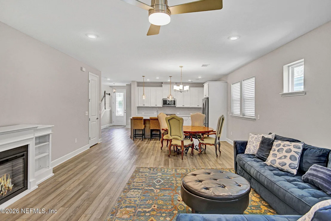 Photo of 33 MARTHA Court
