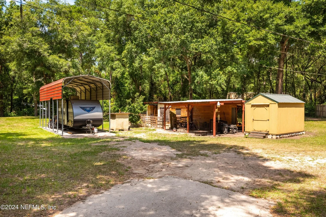 Photo of 2592 MYRTLE Loop