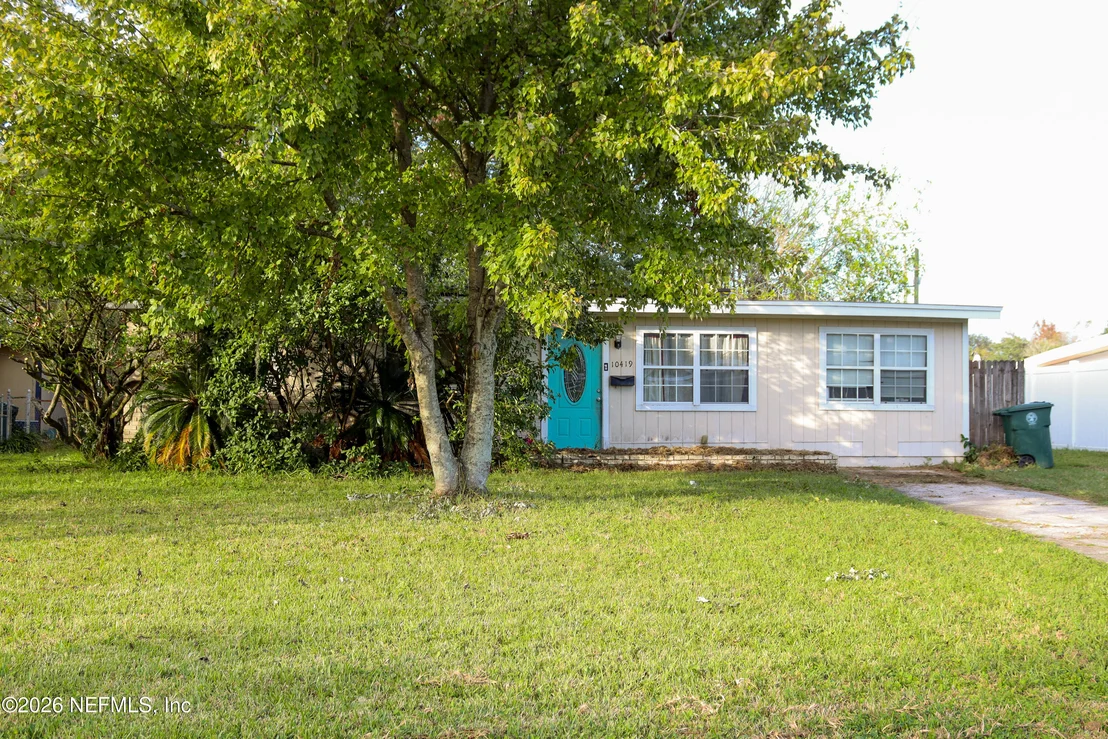 Photo of 10419 AGAVE Road