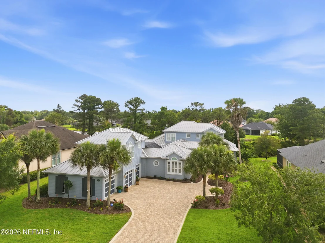 Photo of 286 VALE Drive