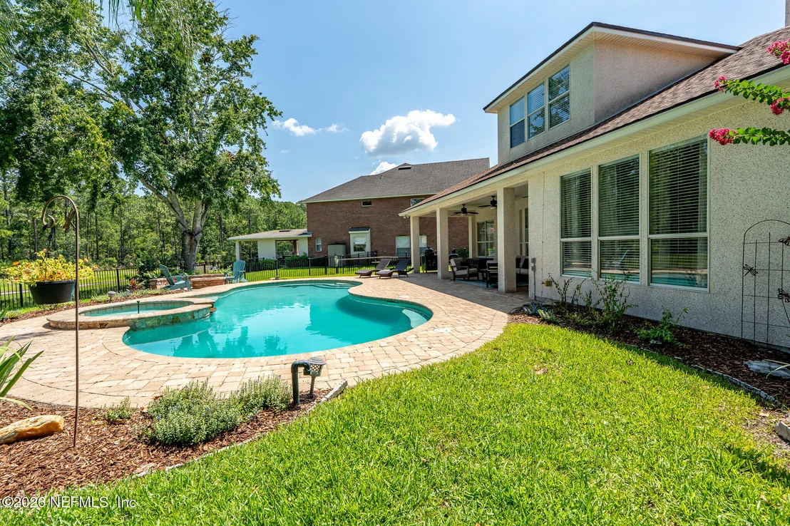 Photo of 824 BUGLE BRANCH Way