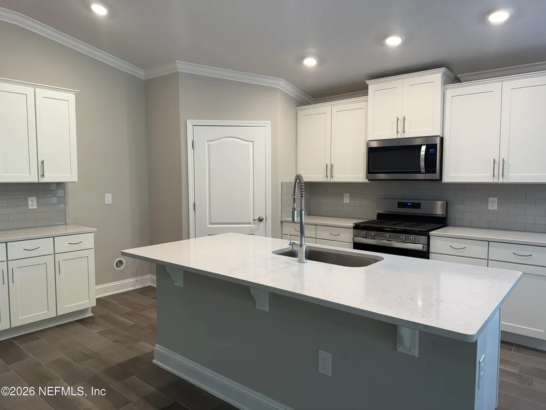 Photo of 1392 PARKLAND Trail