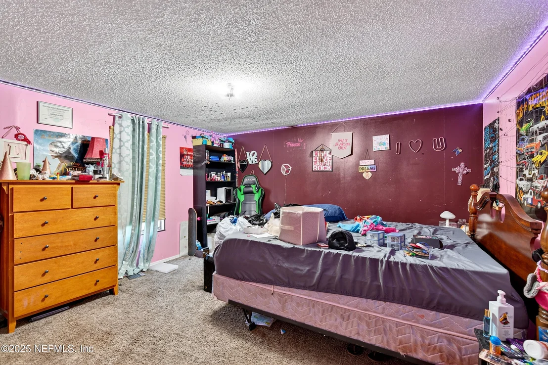 Photo of 133 RAINBOW Road