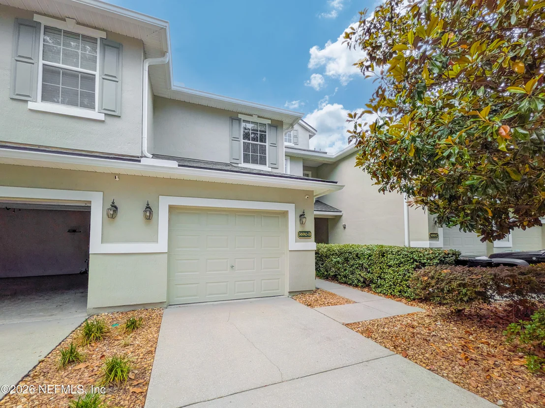 Photo of Unit B at 3690 CRESWICK Circle