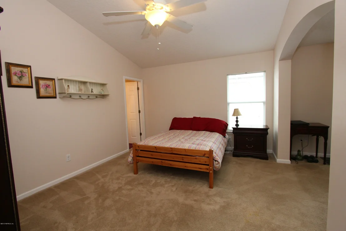 Photo of 329 W Tropical Trace