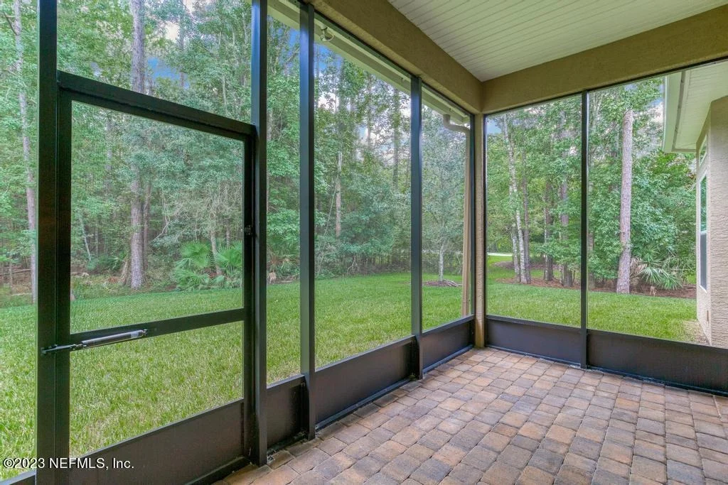 Photo of 1604 SUGAR LOAF Lane
