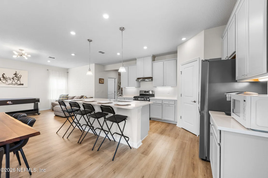 Photo of 307 BUFFALO Court