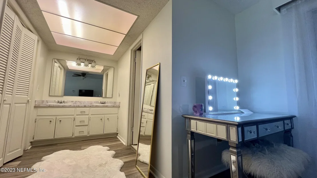 Photo of 45434 CIRCLE Drive