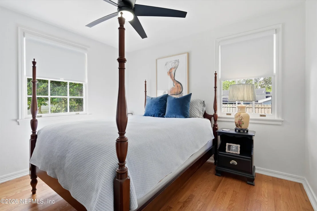 Photo of 1642 PERSHING Road