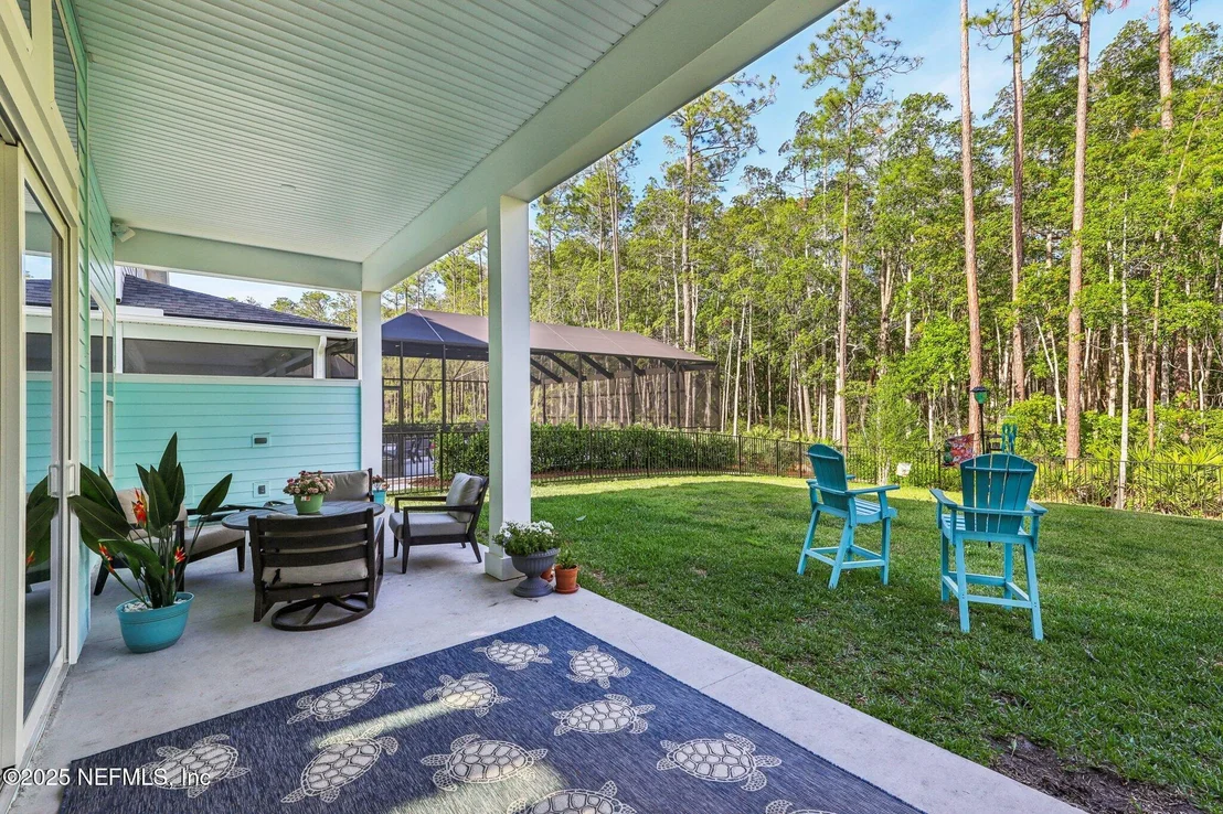 Photo of 716 PALM CREST Drive