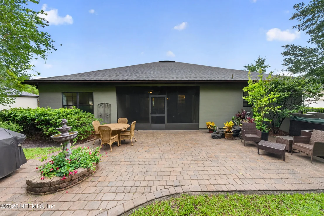 Photo of 2080 CROWN Drive