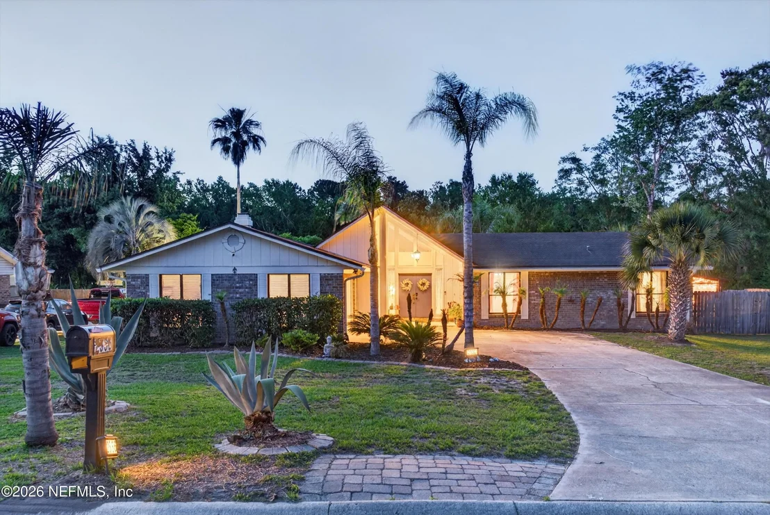 Photo of 2556 BOTTOMRIDGE Drive