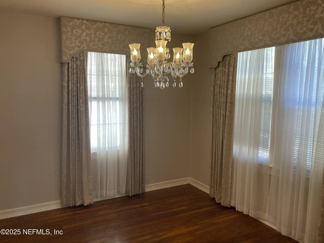 Photo of 1334 MURRAY Drive