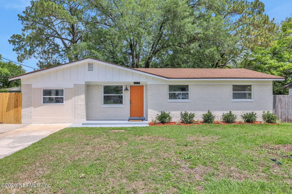 Photo of 4435 RAINER Road