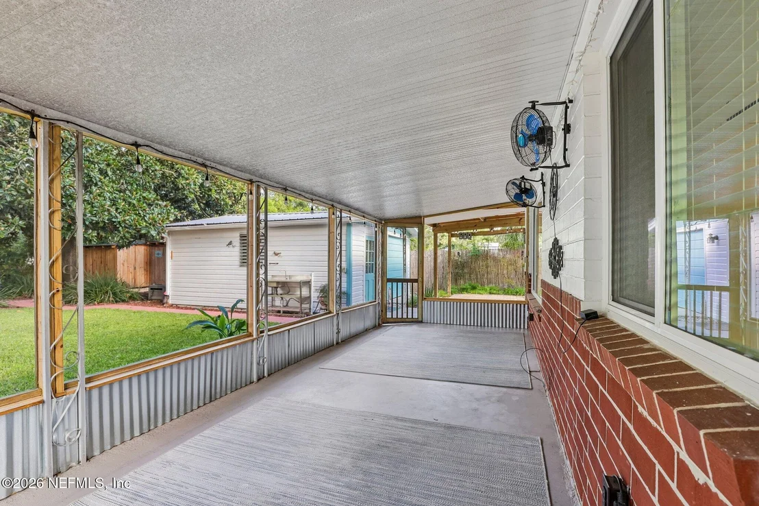 Photo of 2344 BAYVIEW Road