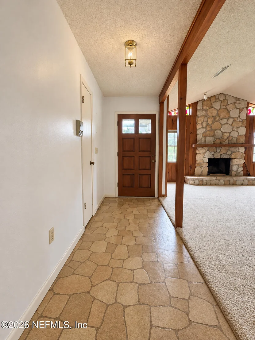 Photo of 118 BOBWHITE Road