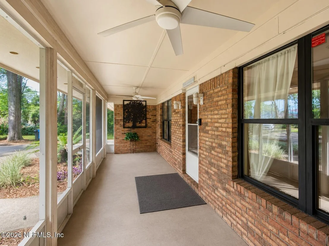 Photo of 681 MICKLER Road